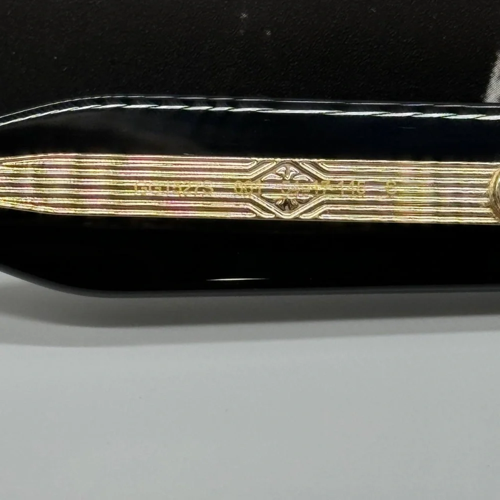 NEW GG1527S 001 GUCCI BLACK GREY OVAL WOMEN GUCCI SUNGLASSES - Picture 9 of 12